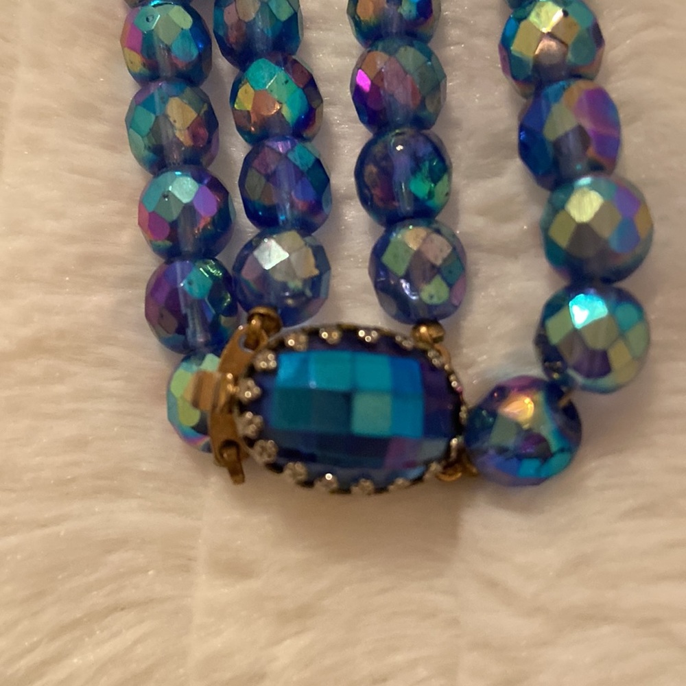 Vintage opal toned two layer necklace